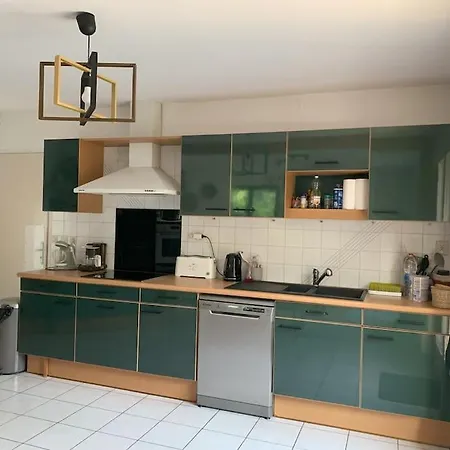 Maison Familiale Avec Piscine Au Calme Бланкфор