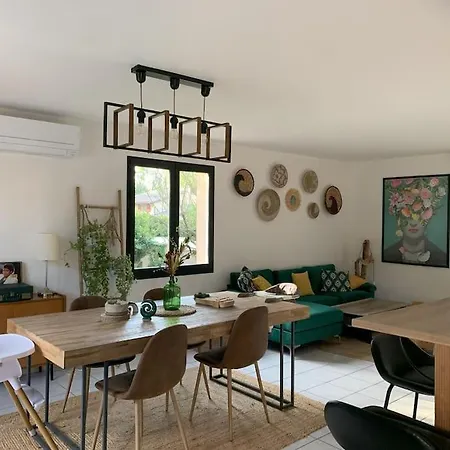 Maison Familiale Avec Piscine Au Calme *