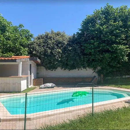 Maison Familiale Avec Piscine Au Calme Blanquefort (Gironde)
